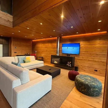 Chalet Lux 12 *